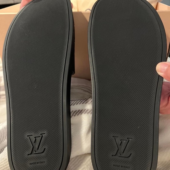 Authentic Louis Vuitton Size 11 Black Waterfront Mule - Picture 7 of 8